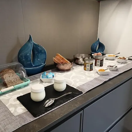 Casa Umeli With Jacuzzi And Sauna Alojamento de Acomodação e Pequeno-almoço