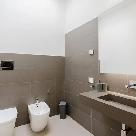 Bed & Breakfast Casa Umeli With Jacuzzi And Sauna *