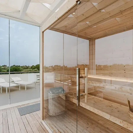 Casa Umeli With Jacuzzi And Sauna 住宿加早餐酒店 4*