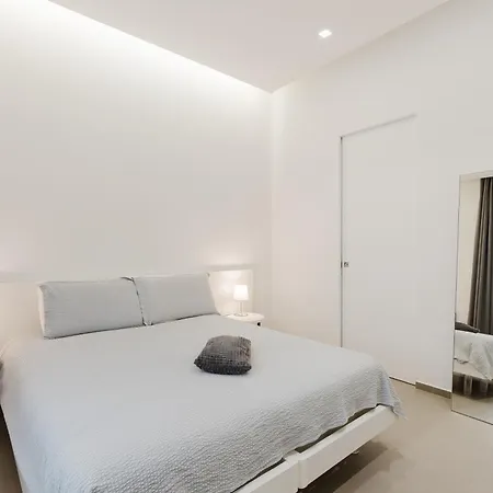 Casa Umeli With Jacuzzi And Sauna 住宿加早餐酒店