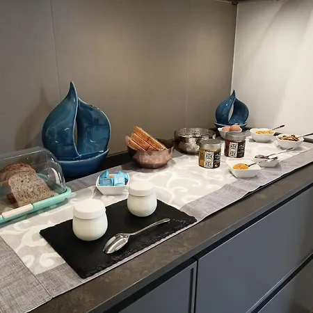 Casa Umeli With Jacuzzi And Sauna 住宿加早餐酒店 4*